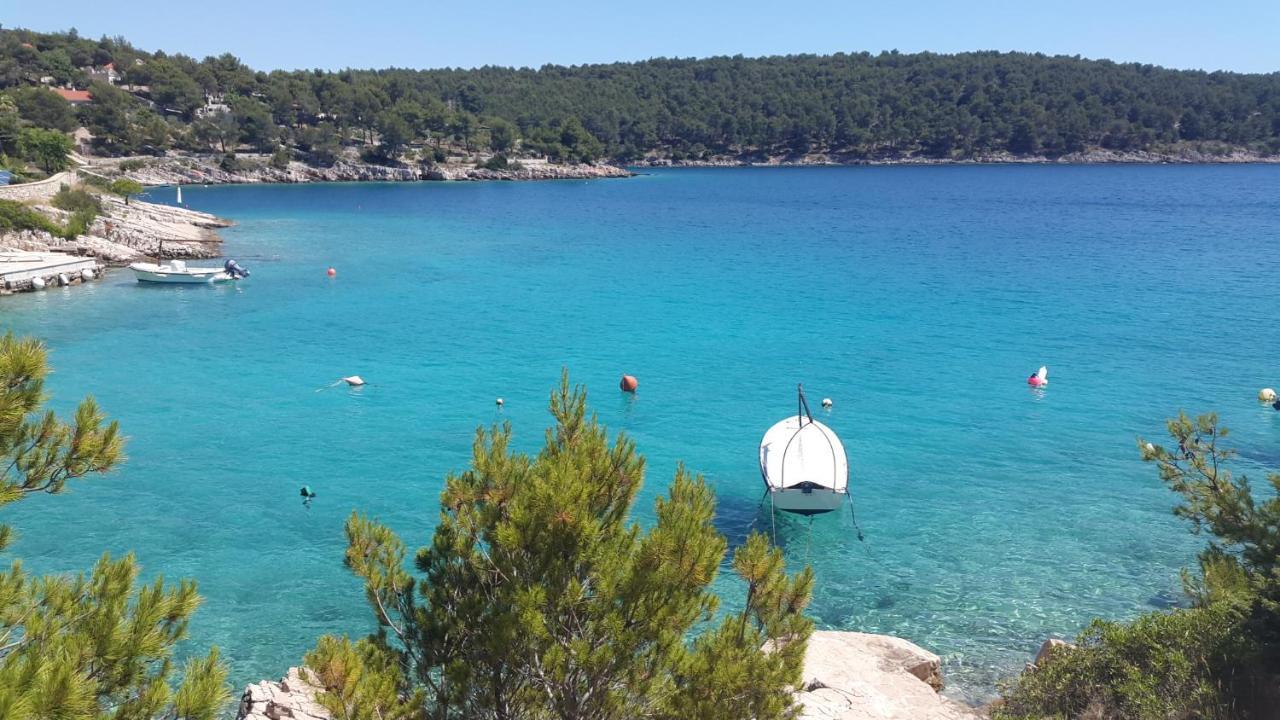 Villa Sun Garden - 4 Star Villa With Heated Swimming Pool, Quiet Bay, Bbq, 50M From The Sea Милна Экстерьер фото